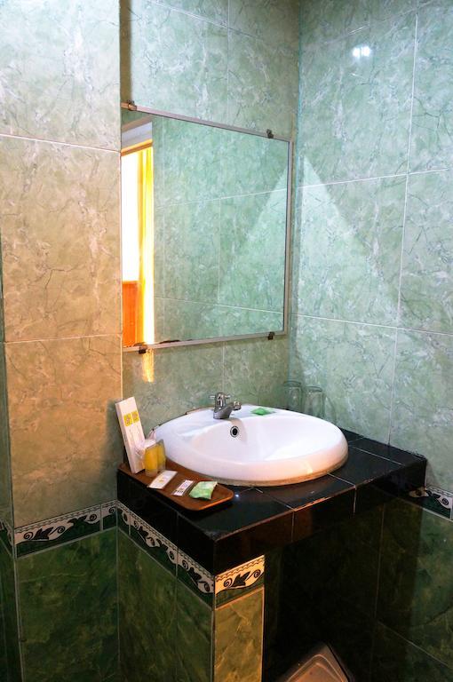 Hotel Duta Palembang Værelse billede
