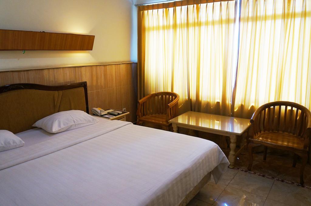 Hotel Duta Palembang Værelse billede