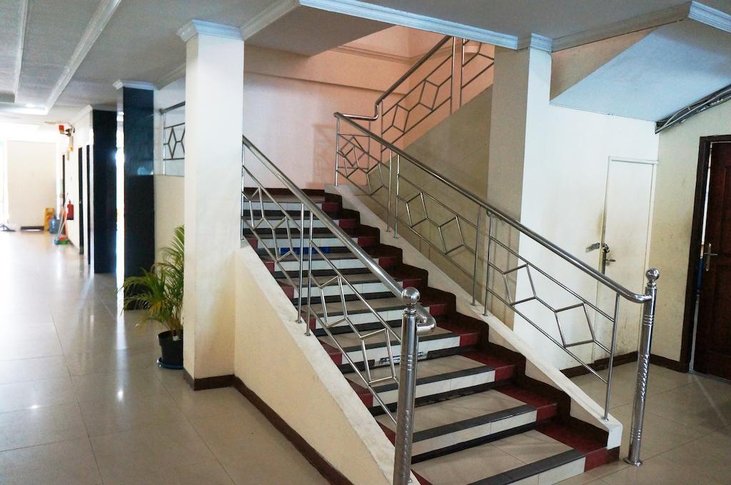 Hotel Duta Palembang Eksteriør billede
